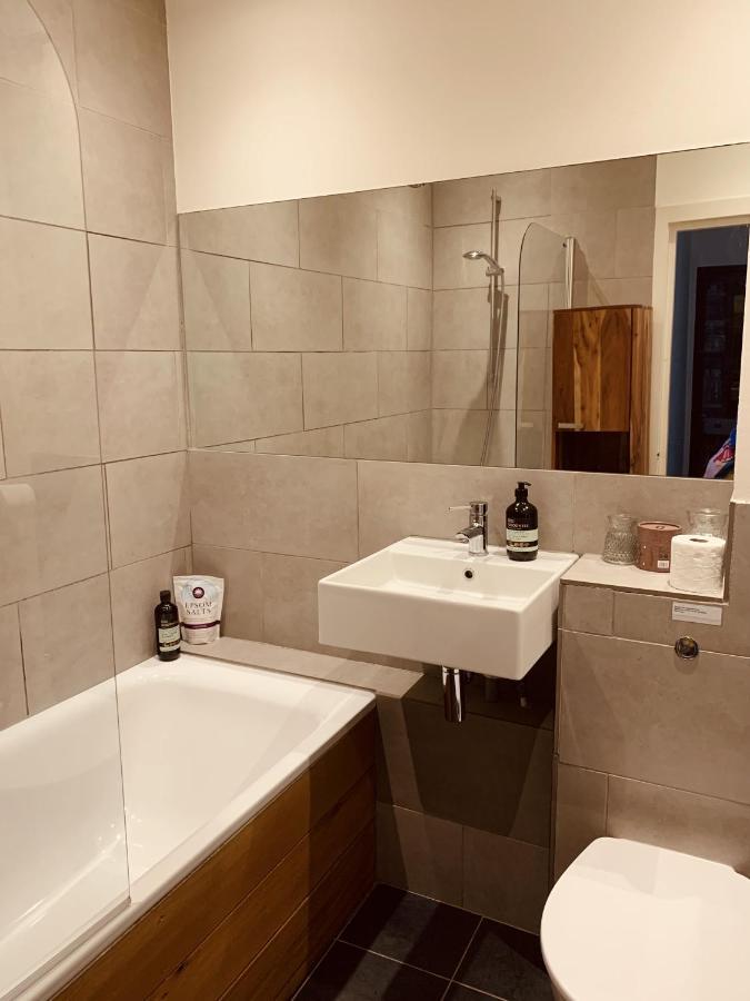 Your Private Hoxton Apartment Sleeps 3 London Zone 1 Exterior photo